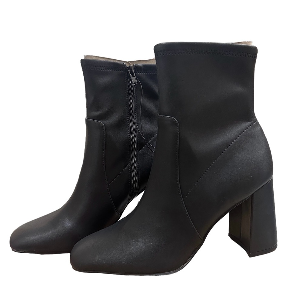 Express Block heel sock Booties Size 10